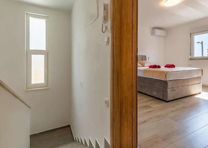 Lovely In With Wifi Пула