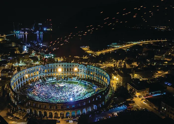 Lovely In With Wifi Пула