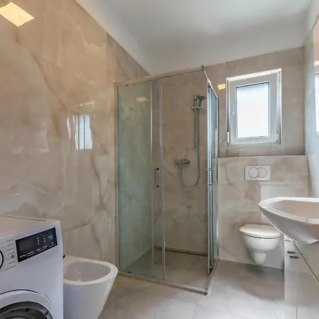 Ferienhaus Lovely In With Wifi *